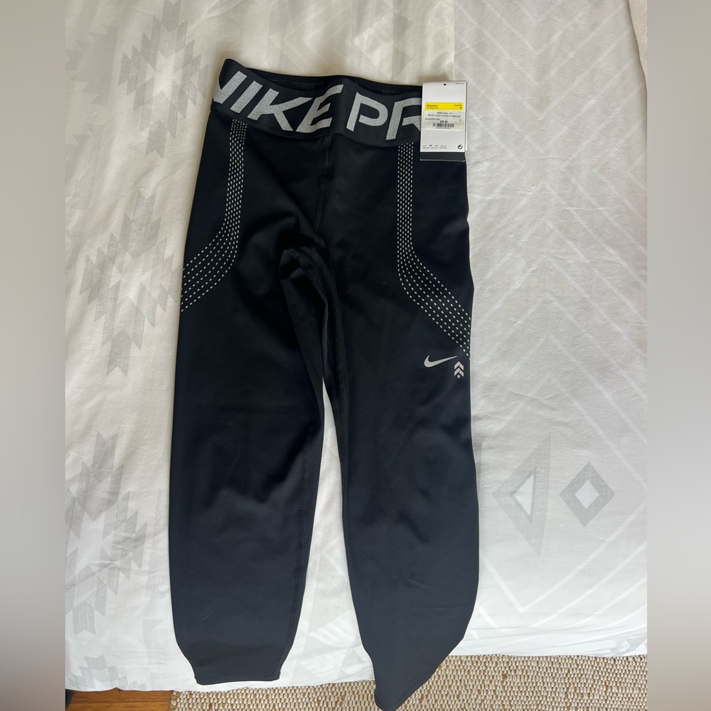 Nike Fit Pro Black Athletic Leggings